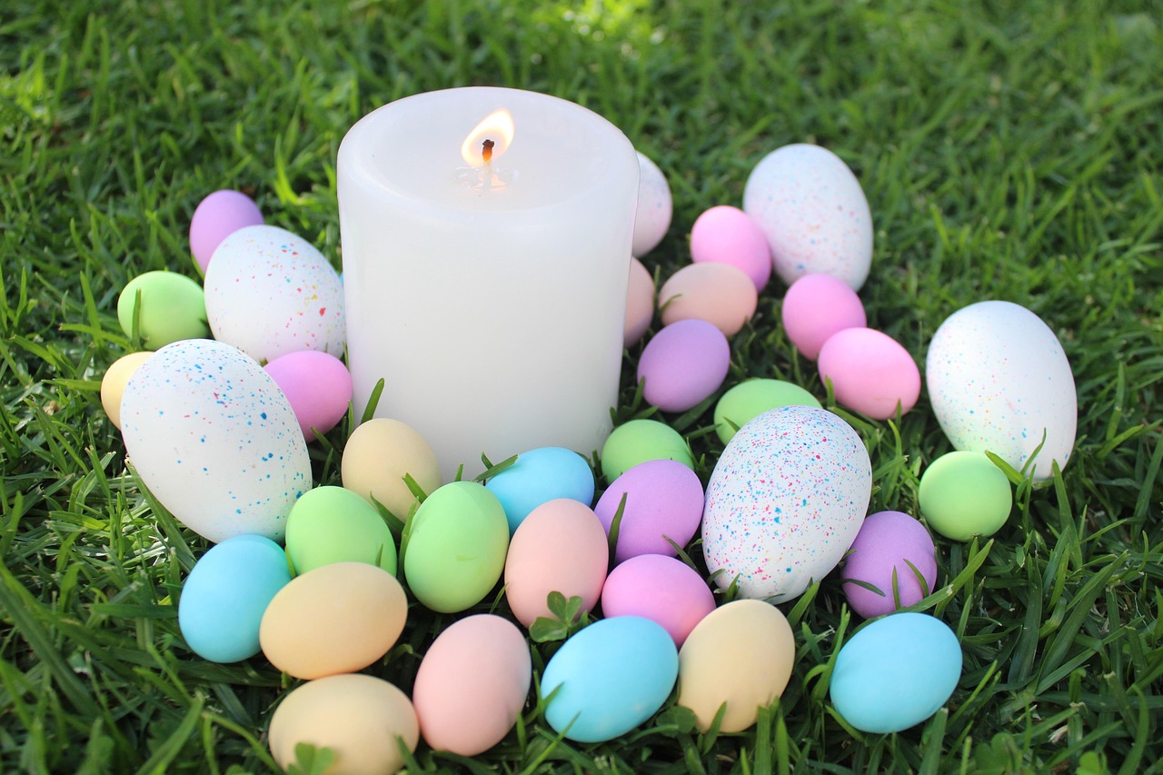 Ostereier zu Ostern - Gefahren zur Ostern - Osterleckereien für den Hund